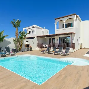  Villa Aguamarina Piscina Climatizada España